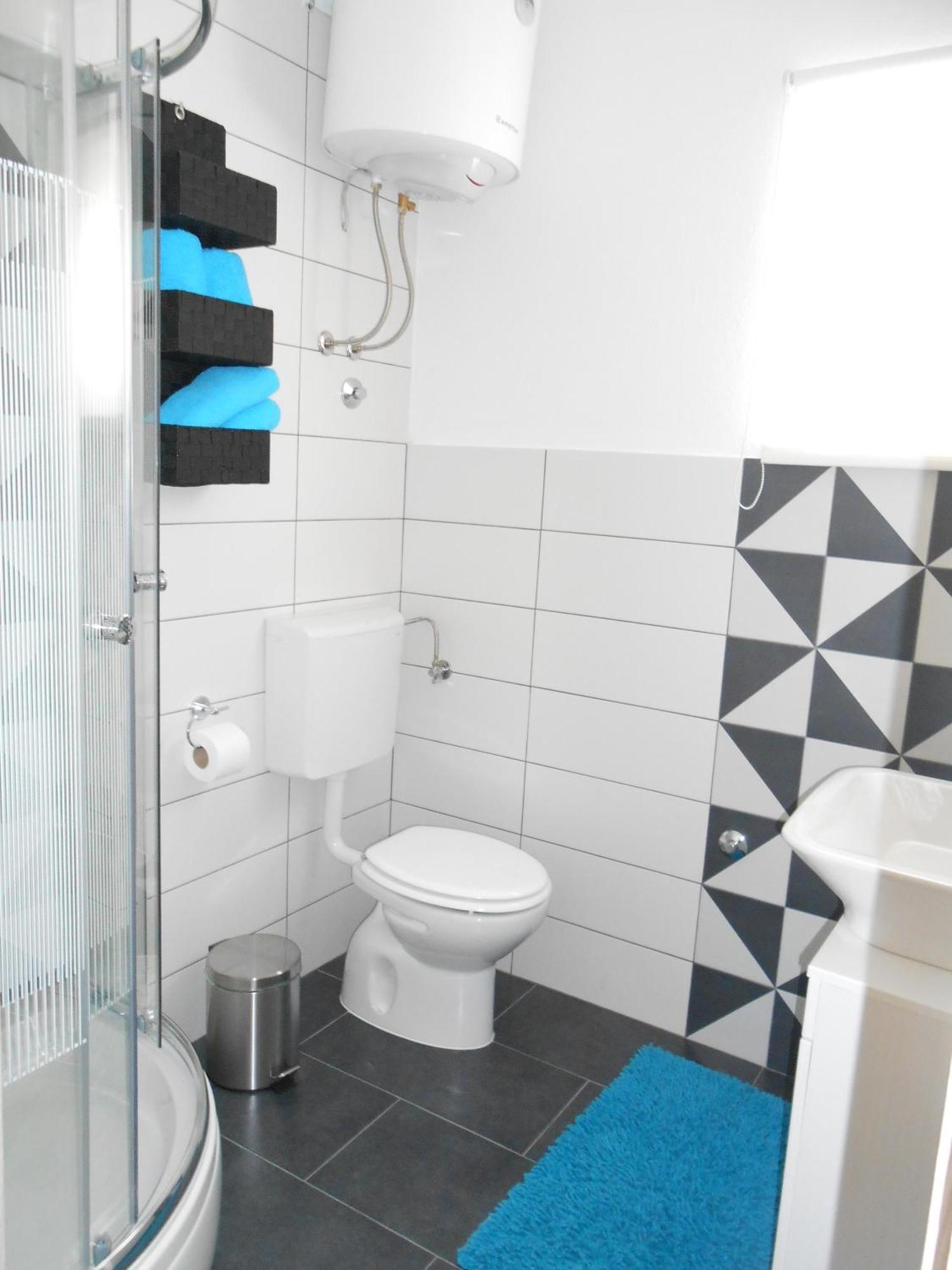 Apartments With A Parking Space Okrug Gornji, Ciovo - 13859 Трогир Номер фото