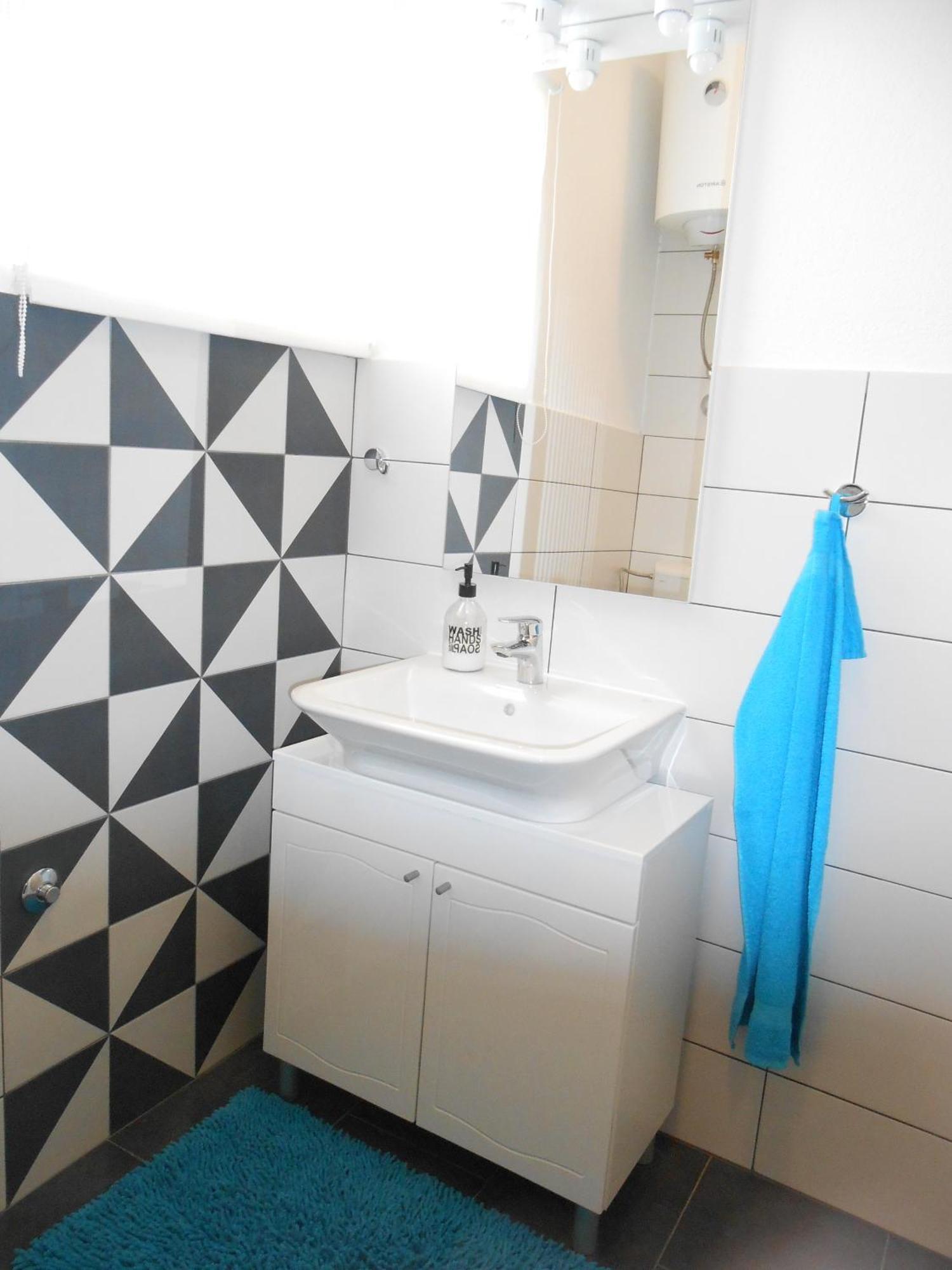 Apartments With A Parking Space Okrug Gornji, Ciovo - 13859 Трогир Номер фото